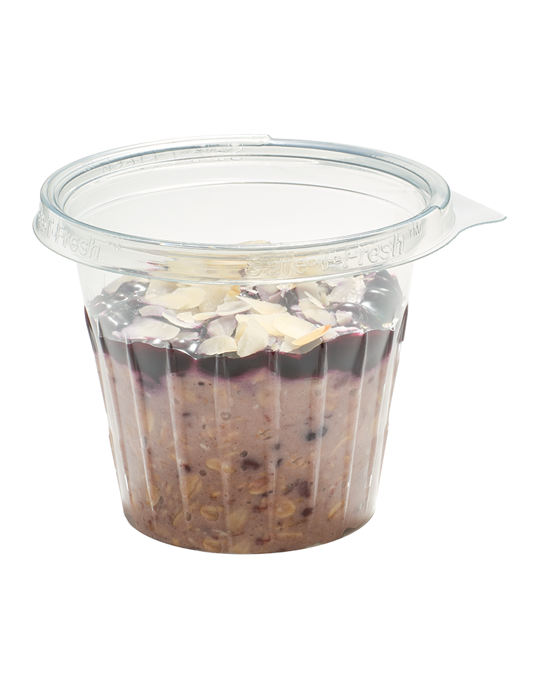 Proteinowa owsianka z owocami leśnymi